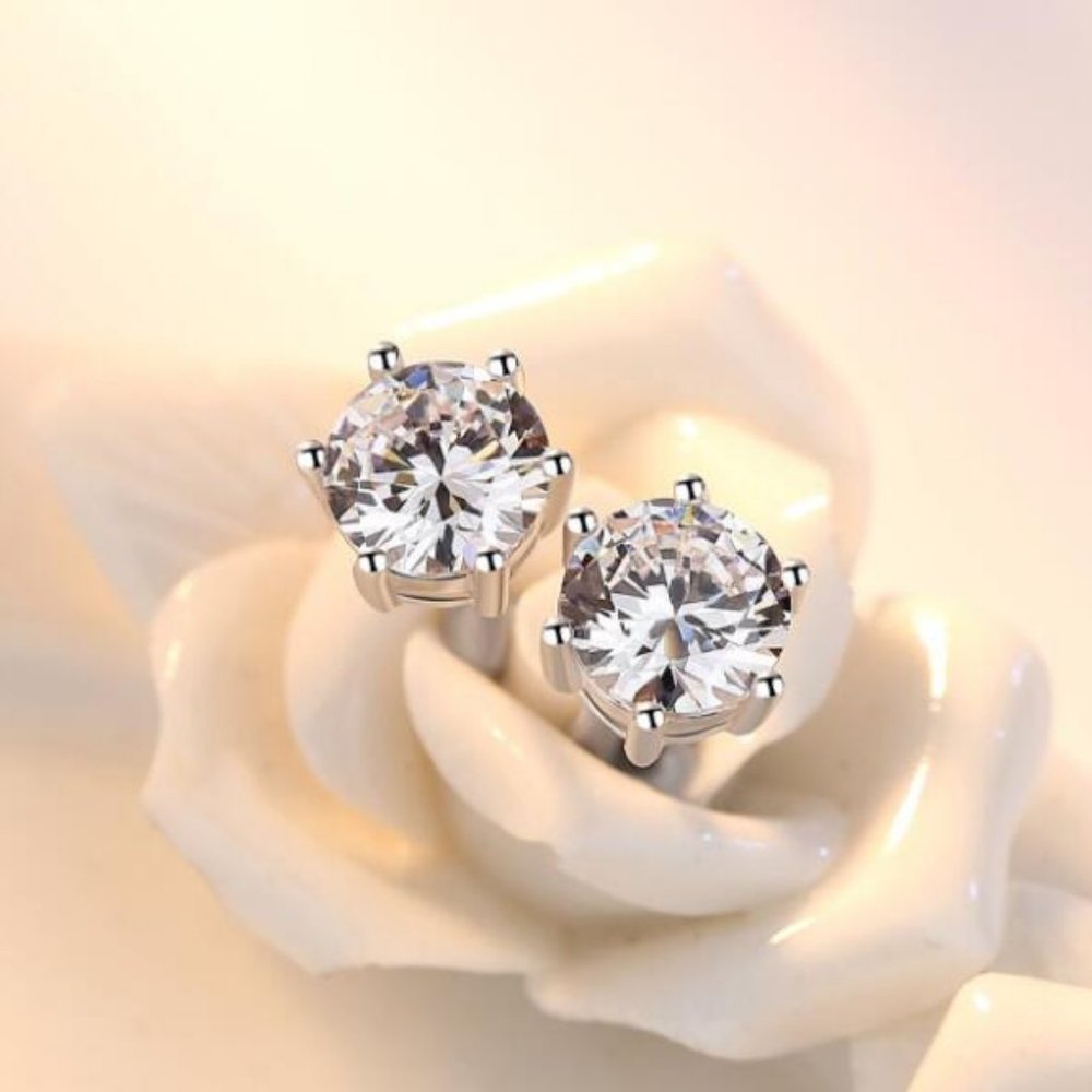 NEW 2 CT Solitaire Diamond Silver Stud Earrings - Picture 6 of 8